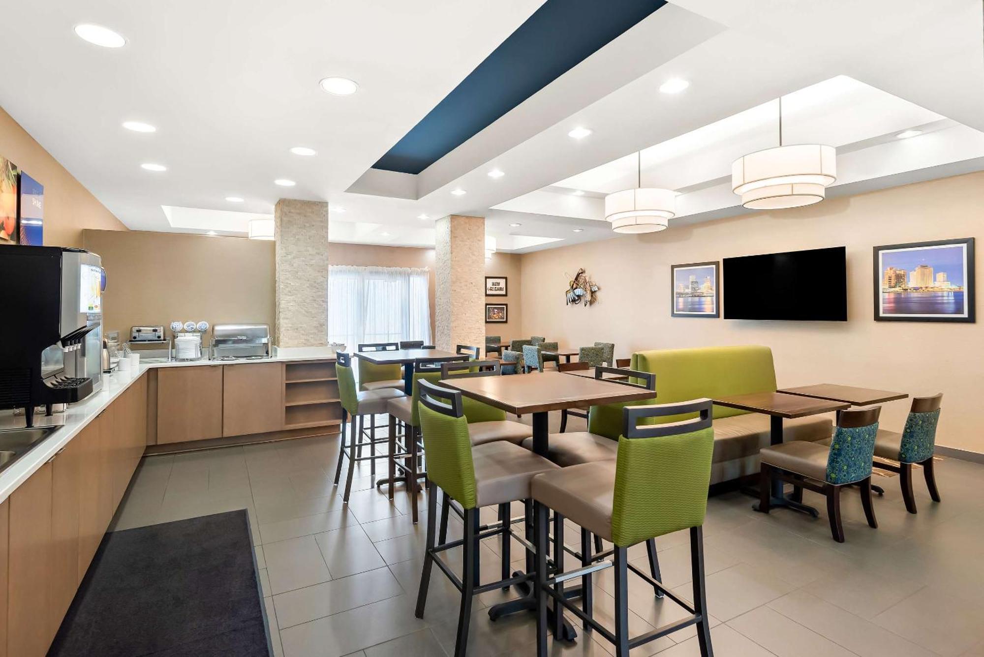 Comfort Suites New Orleans East Kültér fotó